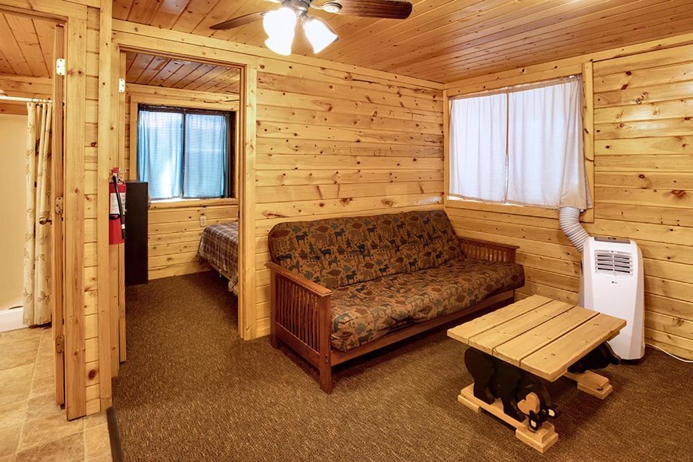 Big River Escape Riverside Cabins Buffalo City Exterior photo
